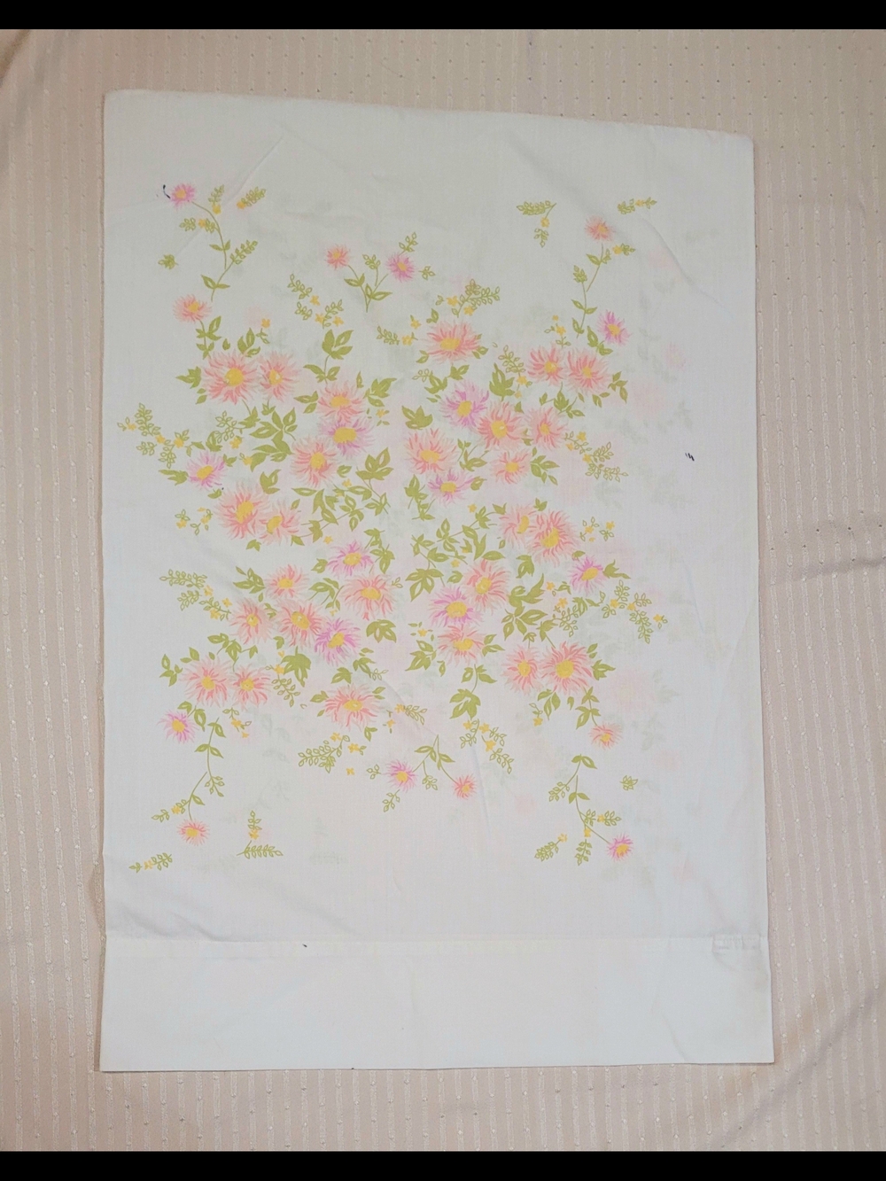 Vintage Martex & Carlin Floral Pillowcase Lot (2)  Retro Cottagecore Percale